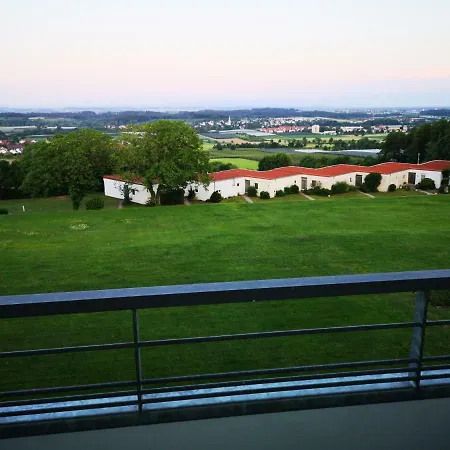 Kiba Panorama 73 Seeblick & Hallenbad