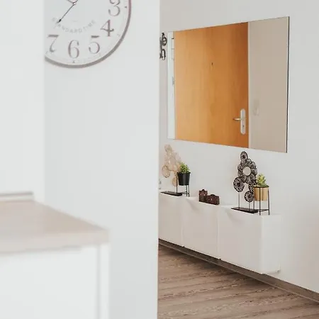 Kiba Panorama 73 Seeblick & Hallenbad